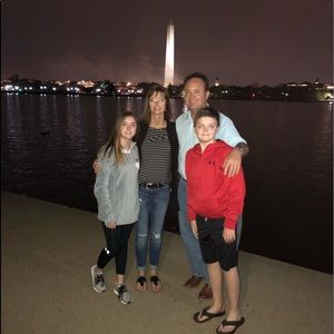 Meet your Posher, Lori